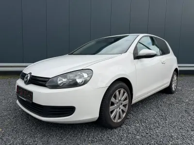 Gebraucht VW Golf VI 80 PS (58 kW) 2009 Weiß Kleinwagen