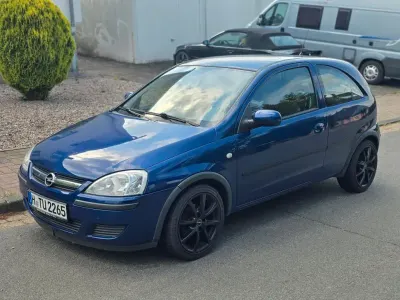 Gebraucht Opel Corsa Enjoy 75 PS (55 kW) 2004 Blau Kleinwagen