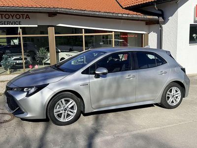 Usata Toyota Corolla Hybrid Business Edition 98 CV (72 kW) 2019 Argento Utilitaria