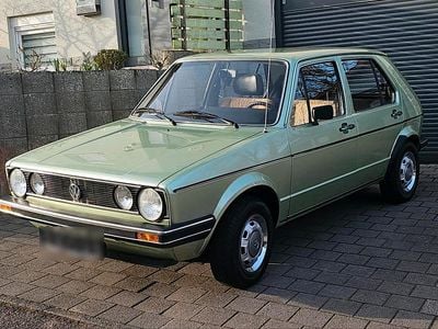 Usata VW Golf I 70 CV (51 kW) 1982 Verde Utilitaria