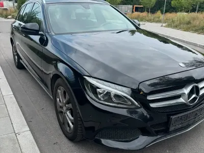 Gebraucht Mercedes C180 156 PS (114 kW) 2016 Schwarz Kombi