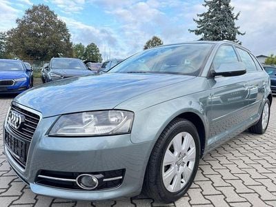 Grau Gebraucht 2011 Audi A3 Attraction Limousine | 6.490 € (Fairer Preis)