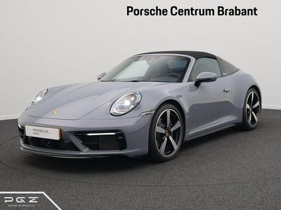 Grau Gebraucht 2024 Porsche 911 Targa 4 Cabrio | 147.902 € (Teuer)