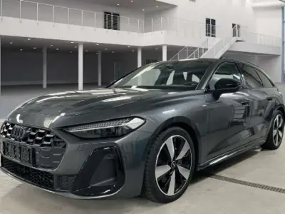 Gebraucht Audi A5 Sport 204 PS (150 kW) 2025 Grau Kombi