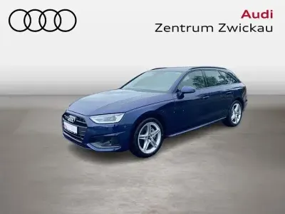 Gebraucht Audi A4 Advanced Plus 204 PS (150 kW) 2023 Navarrablau metallic Kombi