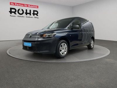 Gebraucht VW Caddy Basis 122 PS (89 kW) 2024 Starlight blue metallic Van / Kleinbus