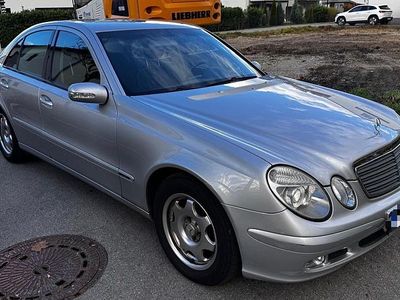 Mercedes E270