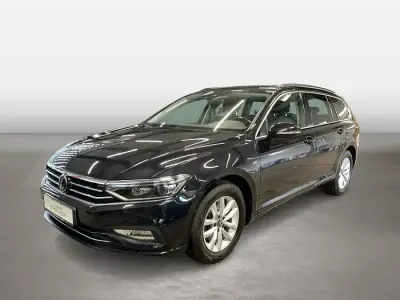 Käytetty VW Passat Business 150 HP (110 kW) 2024 Musta Farmari