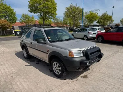 Usata Land Rover Freelander 120 CV (88 kW) 1999 Oro SUV