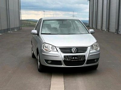 Usata VW Polo Sportline 75 CV (55 kW) 2005 Argento Utilitaria