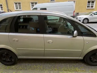Gebraucht Opel Meriva Innovation 90 PS (66 kW) 2009 Grau Van / Kleinbus