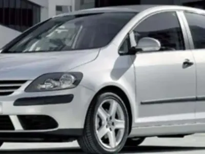 Usata VW Golf VI Trendline 80 CV (58 kW) 2009 Argento Utilitaria