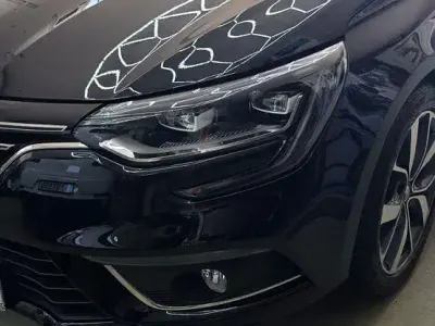 Gebraucht Renault Mégane III Bose Edition 116 PS (85 kW) 2016 Schwarz Limousine