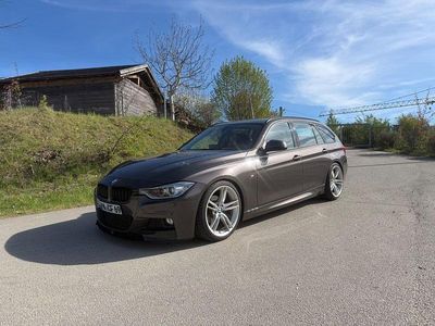 Gebraucht BMW 320 Sport Line 184 PS (135 kW) 2013 Braun Kombi
