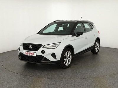 Weiß Gebraucht 2022 Seat Arona FR SUV | 22.990 € (Fairer Preis)