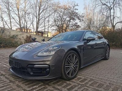Gebraucht Porsche Panamera Sport Turismo 441 PS (324 kW) 2018 Grau Limousine