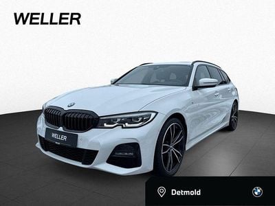 Alpinweiss iii (weiß) Gebraucht 2022 BMW 320 M Sport Kombi | 34.950 € (Fairer Preis)