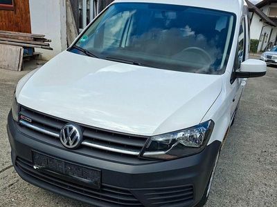 Usata VW Caddy Trendline 122 CV (89 kW) 2019 Bianco Monovolume