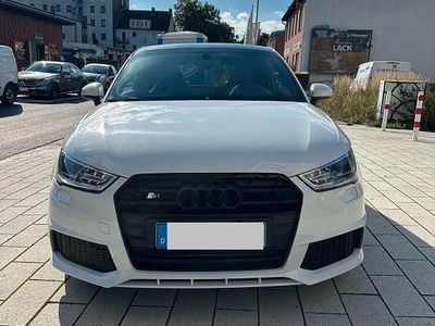 Audi S1