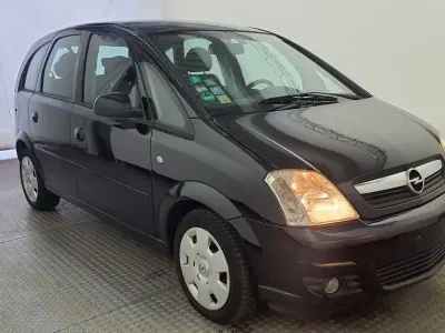 Gebraucht Opel Meriva Edition 105 PS (77 kW) 2009 Saphirschwarz/black sapphire Van / Kleinbus