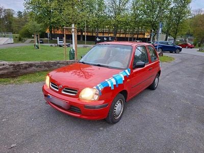 Usata Nissan Micra 54 CV (39 kW) 2000 Rosso Utilitaria