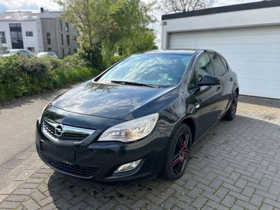 gebraucht Opel Astra 1.6 Turbo Neu 8x bereift