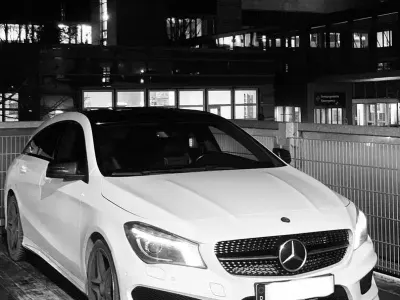 Gebraucht Mercedes CLA180 Shooting Brake AMG line 122 PS (89 kW) 2015 Weiß Kombi