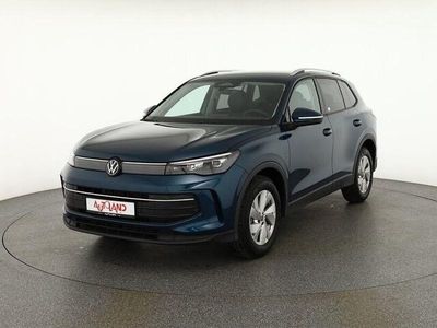 Neu VW Tiguan 150 PS (110 kW) 2025 Blau SUV