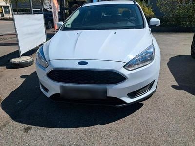 Usata Ford Focus Business Edition 120 CV (88 kW) 2018 Bianco Station wagon