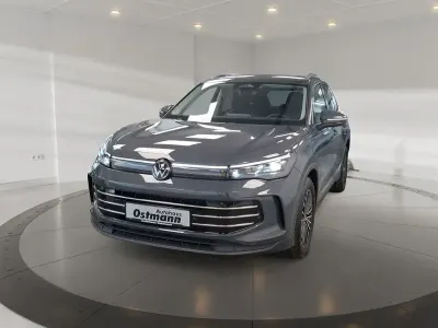 Gebraucht VW Tiguan Elegance 150 PS (110 kW) 2024 Grau SUV