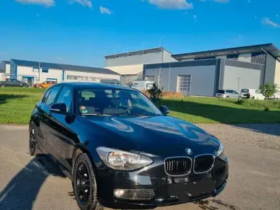 Gebraucht BMW 116 136 PS (100 kW) 2013 Schwarz Kleinwagen