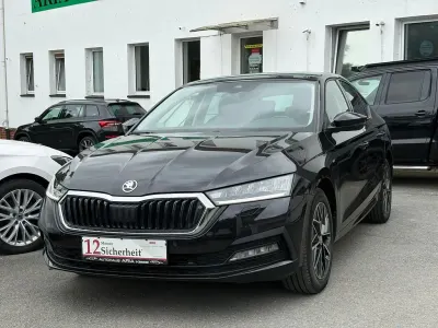 Gebraucht Skoda Octavia Clever 150 PS (110 kW) 2022 Schwarz Limousine