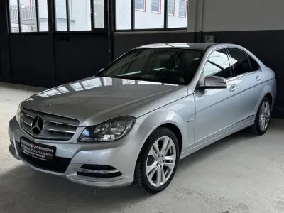 Gebraucht Mercedes C220 170 PS (125 kW) 2012 Silber Limousine