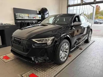 Usata Audi e-tron Ambiente 369 kW (503 CV) 2022 Nero SUV