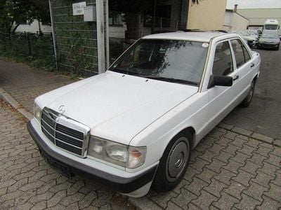 Gebraucht Mercedes 190 118 PS (86 kW) 1990 Weiß Limousine