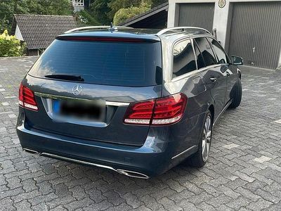 Usata Mercedes E350 252 CV (185 kW) 2014 Grigio Station wagon