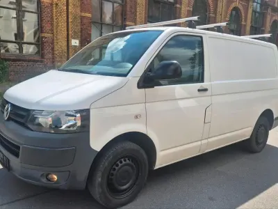 Używany VW Transporter 140 KM (102 kW) 2011 Biały Van