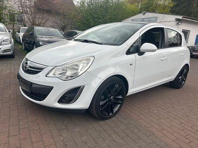 Gebraucht Opel Corsa Color Edition 87 PS (63 kW) 2012 Weiß Kleinwagen