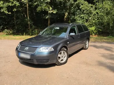 Gebraucht VW Passat 135 PS (99 kW) 2003 Grau Kombi