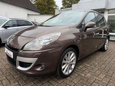Gebraucht 2010 Renault Scénic III Luxe Van / Kleinbus | 8.290 € (Etwas zu teuer)
