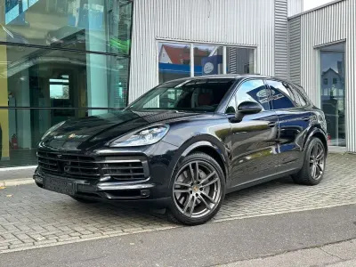 Gebraucht Porsche Cayenne S Chrono 441 PS (324 kW) 2018 Schwarz SUV