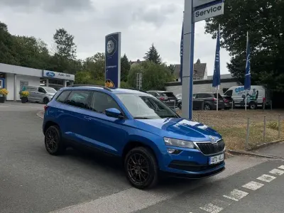 Gebraucht Skoda Karoq Business Line 150 PS (110 kW) 2020 Blau SUV