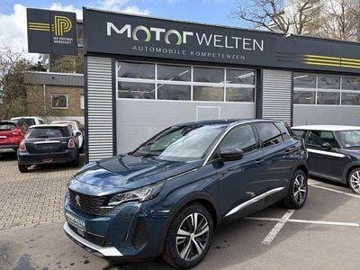 Gebraucht Peugeot 3008 Allure 131 PS (96 kW) 2023 Lackierung blau celebes/metall SUV