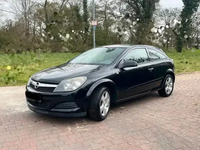 Gebraucht Opel Astra GTC Innovation 90 PS (66 kW) 2009 Schwarz Coupé