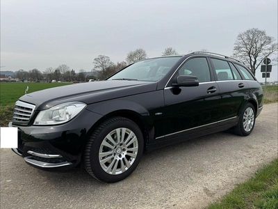Gebraucht Mercedes C180 Elegance 156 PS (114 kW) 2013 Schwarz Kombi