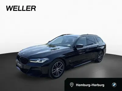 Gebraucht BMW 530 M Sport 286 PS (210 kW) 2023 Black sapphire (schwarz) Kombi