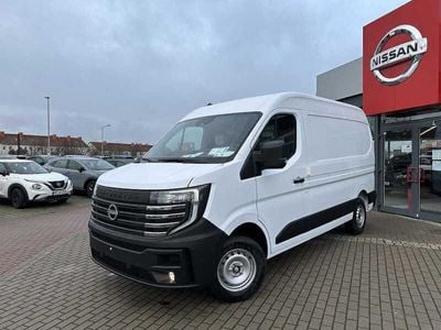 Nissan Interstar