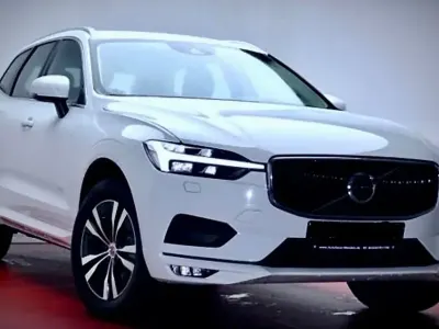 Gebraucht Volvo XC60 Momentum 197 PS (144 kW) 2021 Weiß SUV