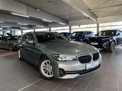 Usata BMW 520 Sport Line 190 CV (139 kW) 2023 Grigio Station wagon