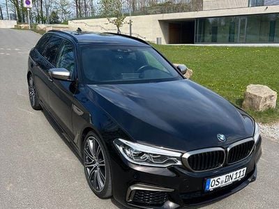 Second-hand BMW M550 Sport Line 400 CP (294 kW) 2018 Negru Berlinǎ
